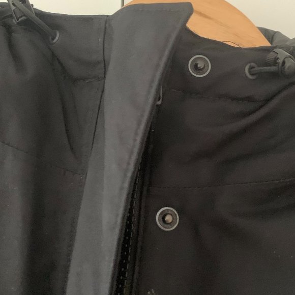 The North Face Jacket - Picture 7 of 7